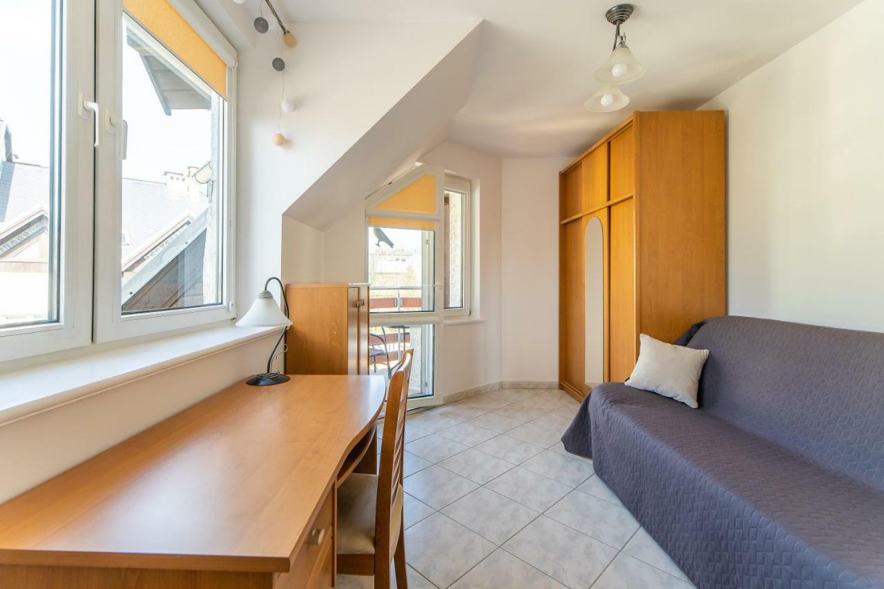 3-Bedroom Apartment Plac Neptuna By Noclegi Renters Miedzyzdroje Exterior photo